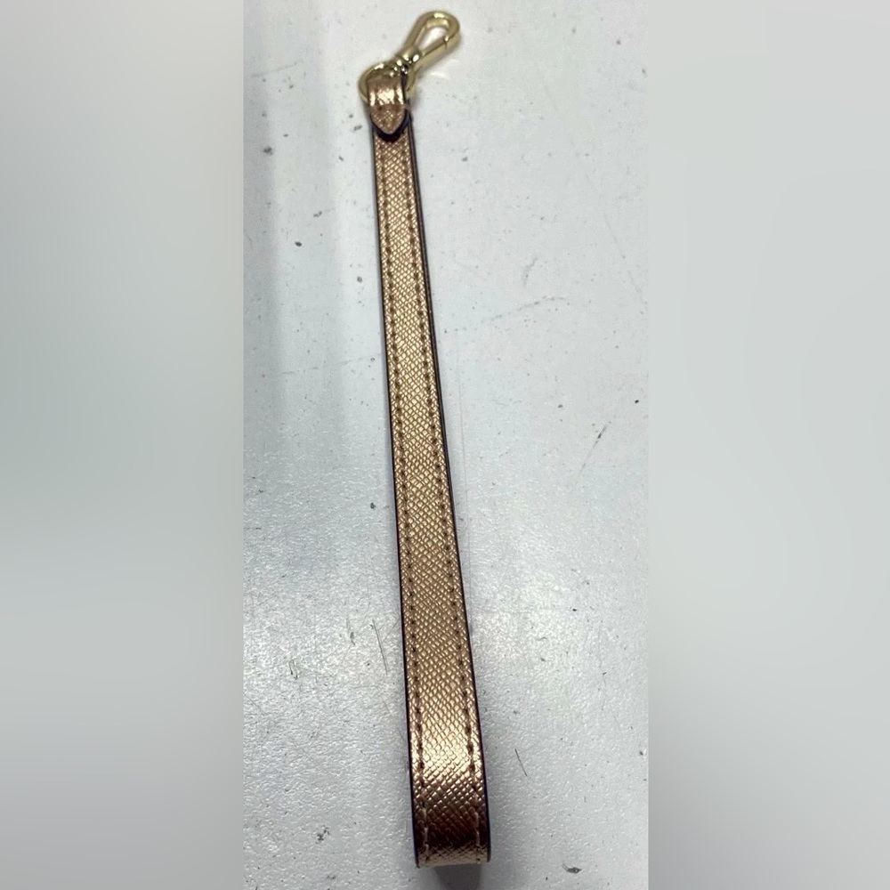 Kate Spade New York Gold Wristlet Wallet – NWOT - Picture 5 of 8